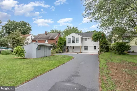 337 N Broad St, Lititz, PA 17543 photo 39