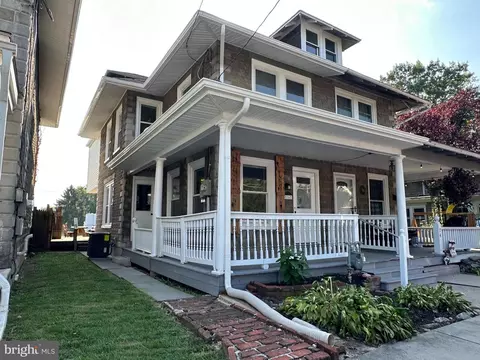76 S Grant St, Manheim, PA 17545