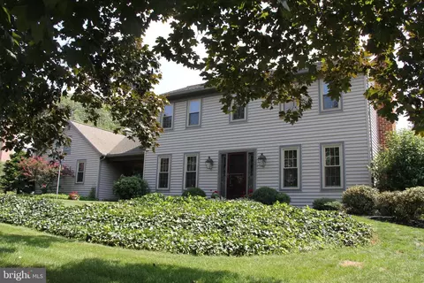 516 Gralan Dr, Lancaster, PA 17601