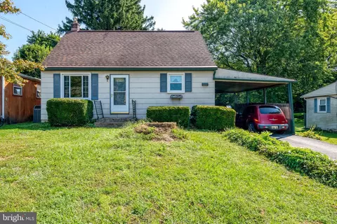 811 S 15th St, Columbia, PA 17512