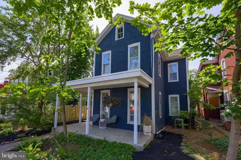 226 Duke St, Ephrata, PA 17522