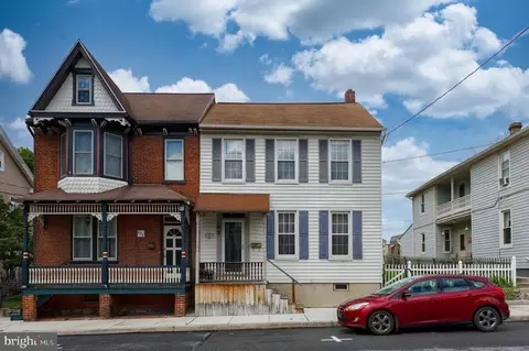 640 E Market St, Marietta, PA 17547