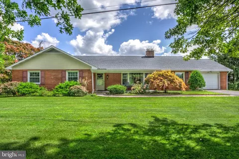 180 Farmdale Rd, Kirkwood, PA 17536