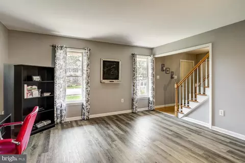 Living - 6 Camellia Ct, Lititz, PA 17543 photo 1 of 1
