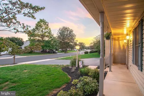 Exterior - 6 Camellia Ct, Lititz, PA 17543 photo 3 of 10