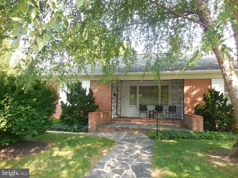 337 E Orange St, Elizabethtown, PA 17022