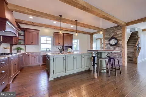 Kitchen - 655 Greider Rd, Mount Joy, PA 17552 photo 8 of 10