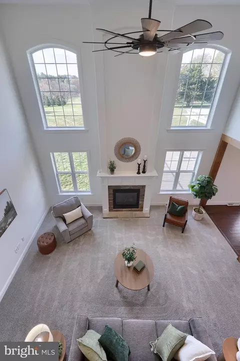 Living - 655 Greider Rd, Mount Joy, PA 17552 photo 7 of 8