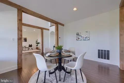 Dining - 655 Greider Rd, Mount Joy, PA 17552 photo 4 of 10