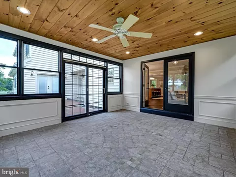 Exterior - 301 Sarsen Dr, Lititz, PA 17543 photo 7 of 10