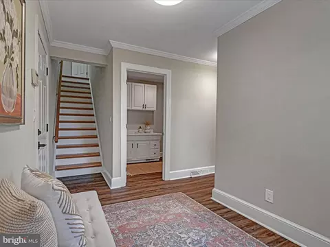 Entry Way - 301 Sarsen Dr, Lititz, PA 17543 photo 8 of 10
