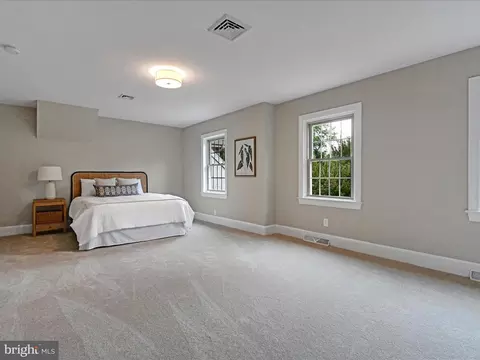 Bedroom - 301 Sarsen Dr, Lititz, PA 17543 photo 3 of 5