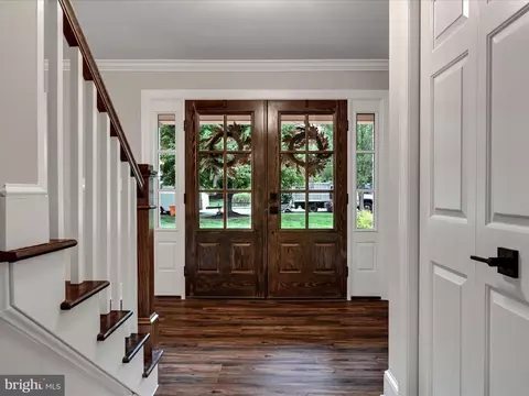 Entry Way - 301 Sarsen Dr, Lititz, PA 17543 photo 3 of 10
