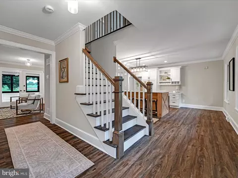 Entry Way - 301 Sarsen Dr, Lititz, PA 17543 photo 2 of 10