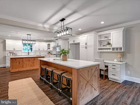 Kitchen - 301 Sarsen Dr, Lititz, PA 17543 photo 1 of 8
