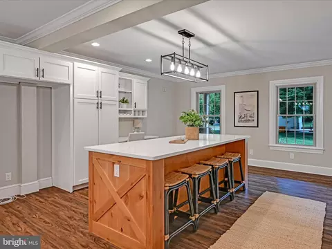 Kitchen - 301 Sarsen Dr, Lititz, PA 17543 photo 3 of 8