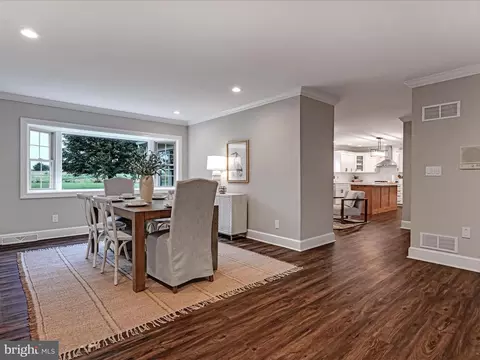 Dining - 301 Sarsen Dr, Lititz, PA 17543 photo 2 of 3
