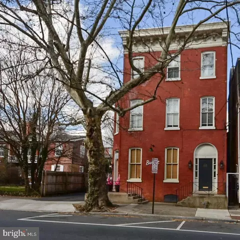 113 E Walnut St, Lancaster, PA 17602
