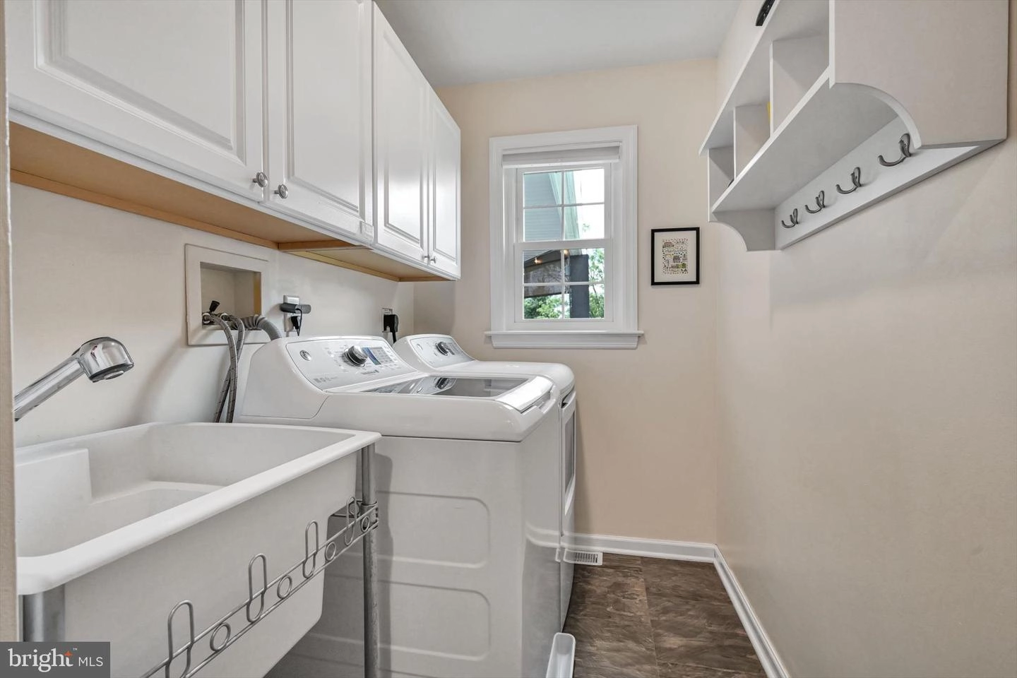 Other - 9 Field Ln, Lititz, PA 17543 photo 7 of 13