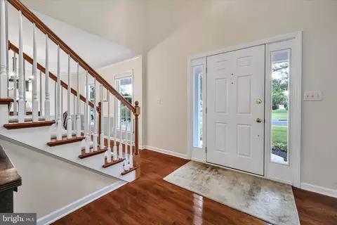 Entry Way - 9 Field Ln, Lititz, PA 17543 photo 1 of 4