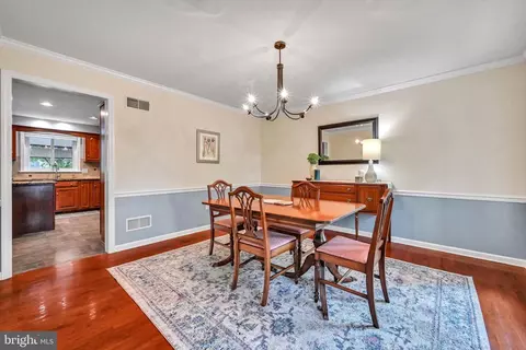 Dining - 9 Field Ln, Lititz, PA 17543 photo 2 of 3