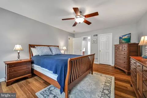 Bedroom - 9 Field Ln, Lititz, PA 17543 photo 2 of 4