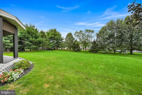 Exterior - 9 Field Ln, Lititz, PA 17543 photo 11 of 13