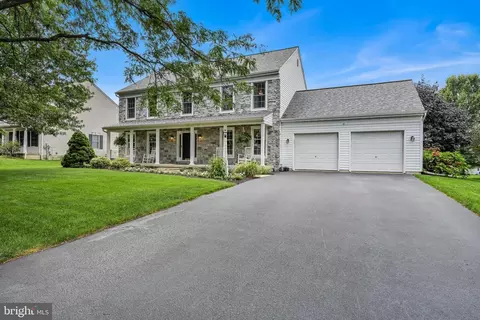 Exterior - 9 Field Ln, Lititz, PA 17543 photo 3 of 13