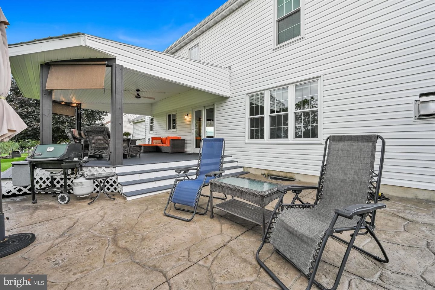 Exterior - 9 Field Ln, Lititz, PA 17543 photo 7 of 13