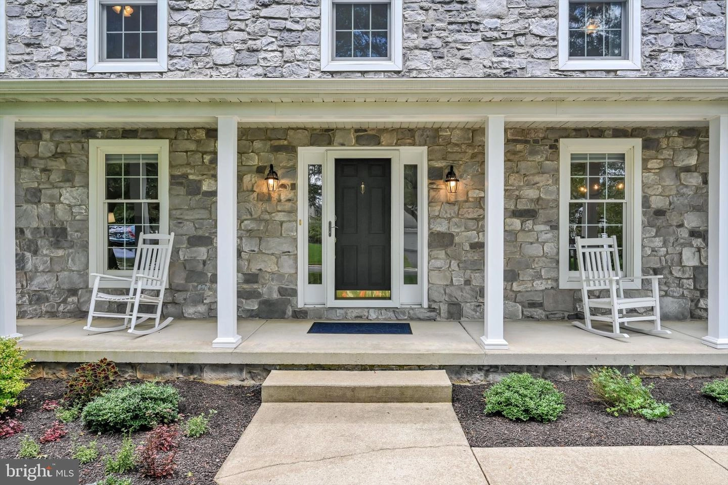 Exterior - 9 Field Ln, Lititz, PA 17543 photo 4 of 13