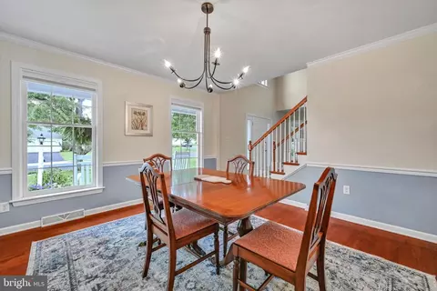 Dining - 9 Field Ln, Lititz, PA 17543 photo 3 of 3