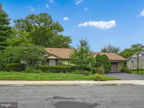 26 Keeler Ave, Stevens, PA 17578