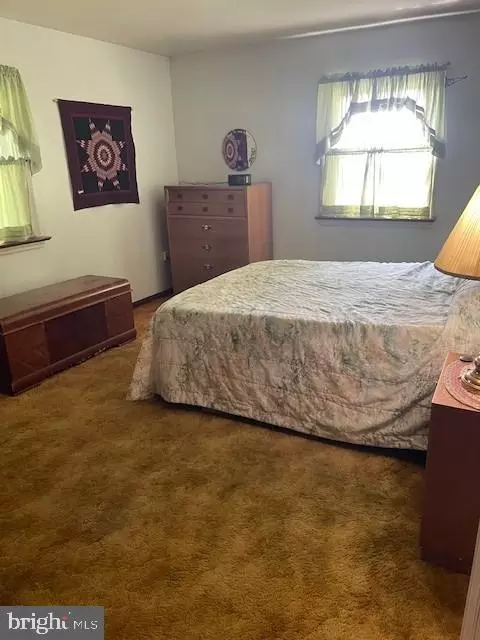 Bedroom - 1339 E Oregon Rd, Lititz, PA 17543 photo 1 of 3