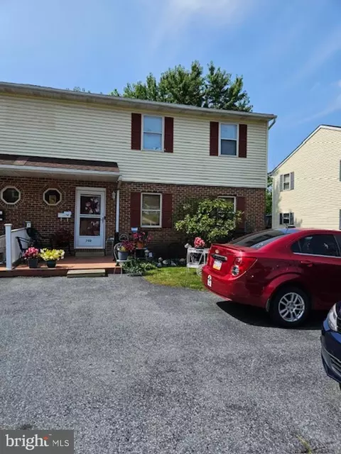 702 Main St, Denver, PA 17517