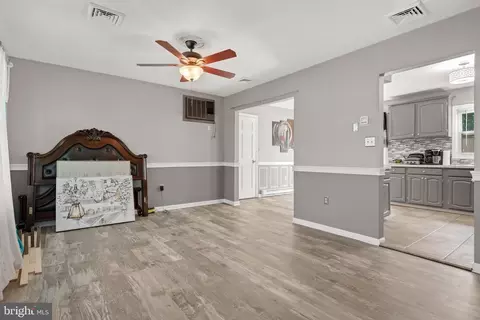 Entry Way - 532 Wood View Dr, Lititz, PA 17543 photo 1 of 4