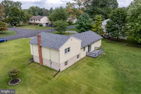 View/Area - 532 Wood View Dr, Lititz, PA 17543 photo 9 of 10