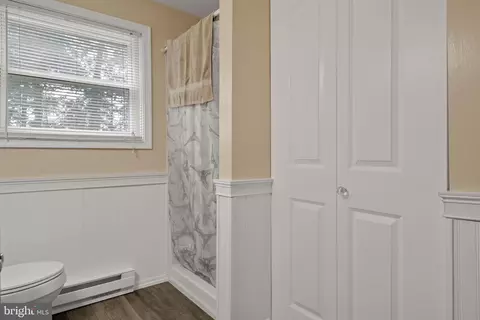 Bath - 532 Wood View Dr, Lititz, PA 17543 photo 2 of 2