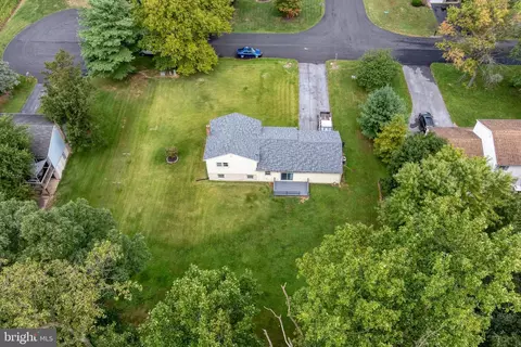 View/Area - 532 Wood View Dr, Lititz, PA 17543 photo 4 of 10