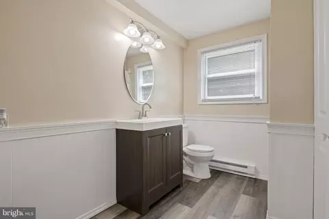 Entry Way - 532 Wood View Dr, Lititz, PA 17543 photo 4 of 4