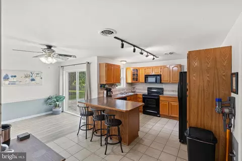Kitchen - 311 Partridge Dr, Lititz, PA 17543 photo 1 of 4