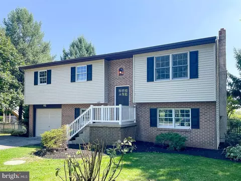 1021 Elbow Rd, Lititz, PA 17543