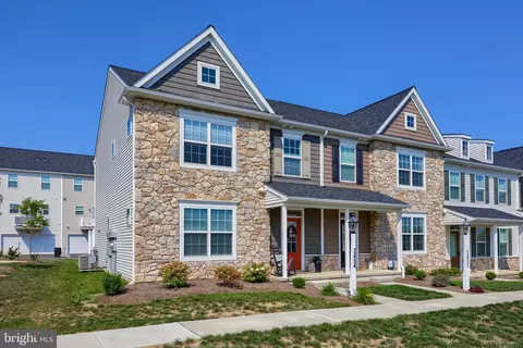 2454 Artesian Way, Lancaster, PA 17601
