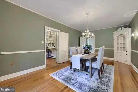 Dining - 413 Woodcrest Ave, Lititz, PA 17543 photo 4 of 4