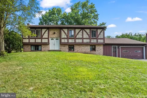 101 Sunrise Blvd, Elizabethtown, PA 17022
