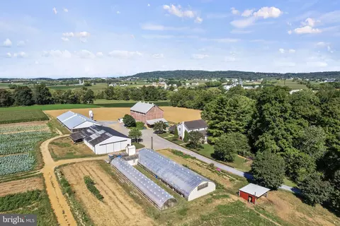 1715 Division Hwy, Ephrata, PA 17522