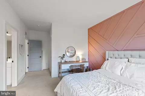 Bedroom - 601 Stonehenge Dr, Lititz, PA 17543 photo 9 of 12
