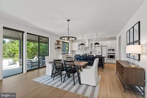 Dining - 601 Stonehenge Dr, Lititz, PA 17543 photo 2 of 3
