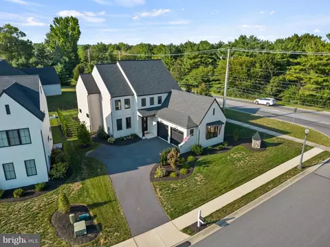 View/Area - 601 Stonehenge Dr, Lititz, PA 17543 photo 1 of 5