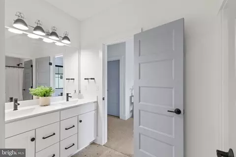 Entry Way - 601 Stonehenge Dr, Lititz, PA 17543 photo 13 of 16