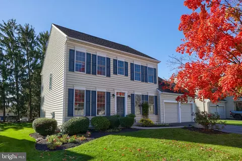 114 Charlan Blvd, Mount Joy, PA 17552